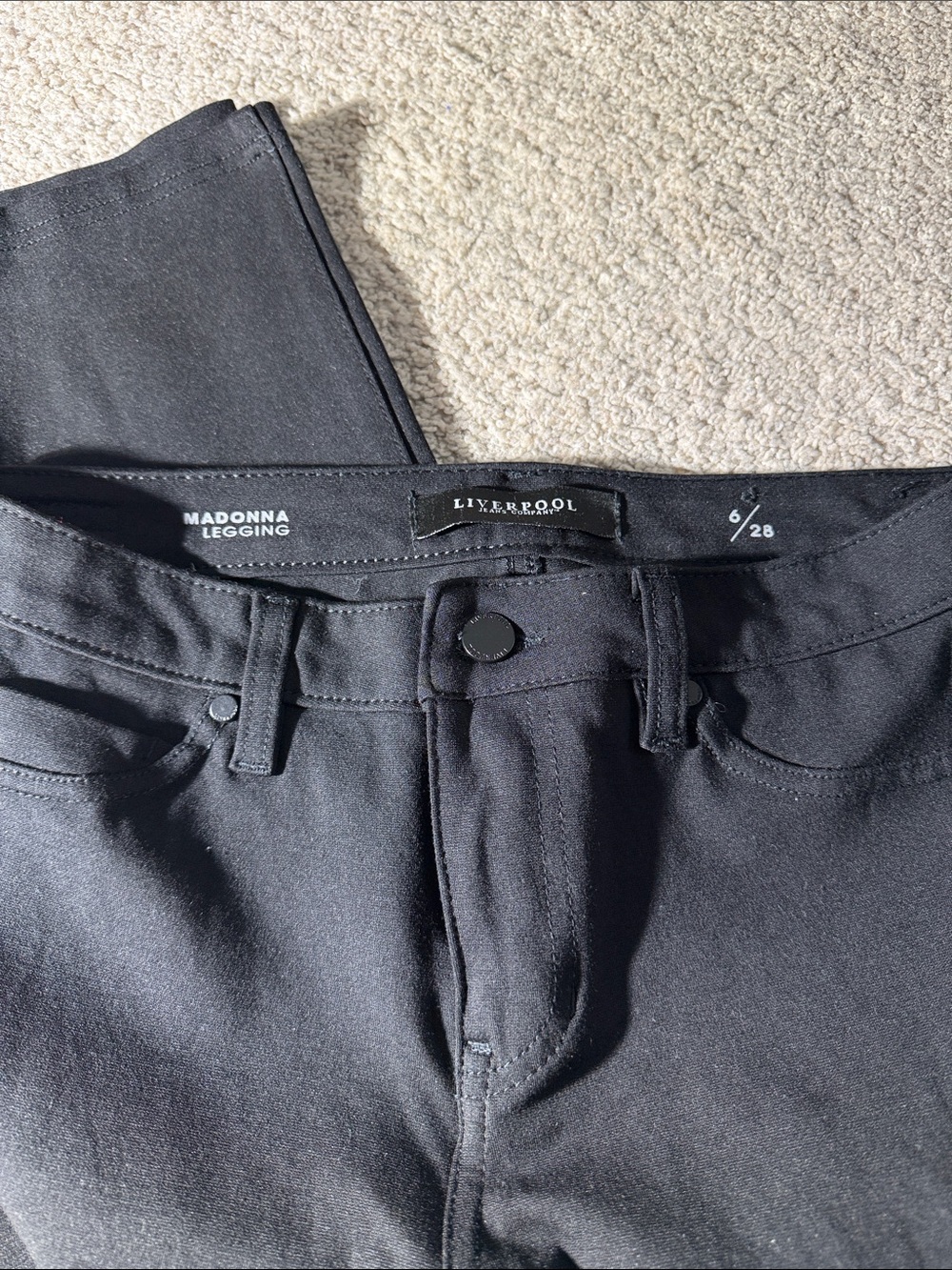 Liverpool Madonna Leggings - Black